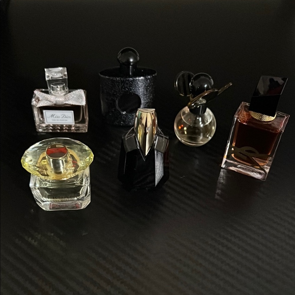 Miss Dior, Black Opium YSL, Alien, Marc Jacobs, Versace, YSL lot READ DESCRI